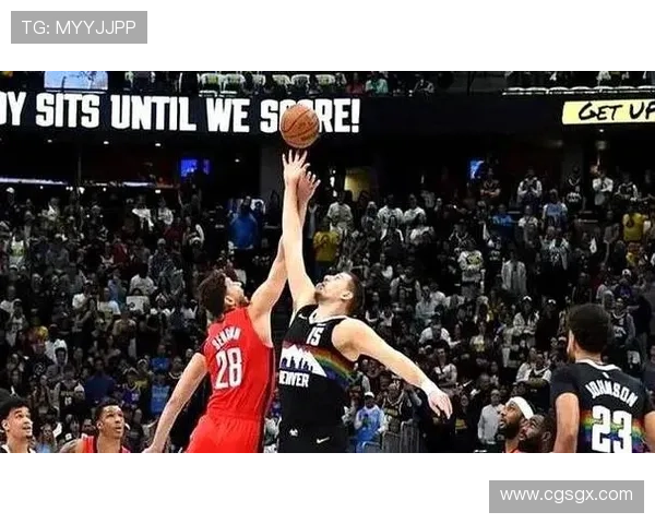 掘金主帅不满判罚强调球队需学会积极争抢球权